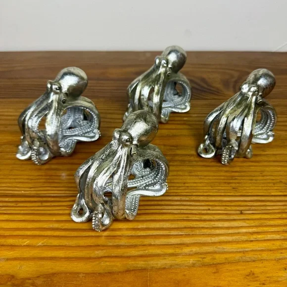 Set of 4 Silver Octopus Napkin Rings | Coastal Resin Sculpted Design | Nautical - Picture 15 of 15